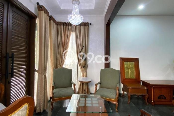Siap Huni Rumah Mewah 4 Kamar di Ciputat Timur Dekat ke Mana Saja Siap Huni Rumah Mewah 4 Kamar di Ciputat Timur Dekat ke Mana Saja