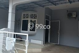Rumah Lokasi Strategis di Tangerang, Tangerang, Luas 104m² LB 88m² Rumah Lokasi Strategis di Tangerang, Tangerang, Luas 104m² LB 88m²