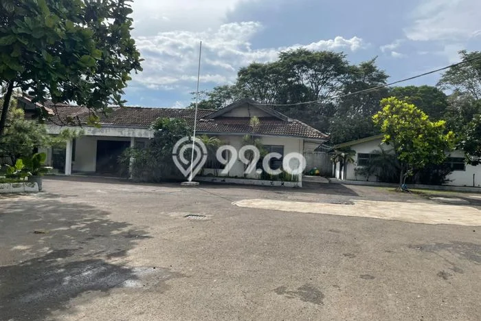 Pabrik Dijual di Cileunyi Bandung dengan Luas Bangunan 3500m2 Pabrik Dijual di Cileunyi Bandung dengan Luas Bangunan 3500m2