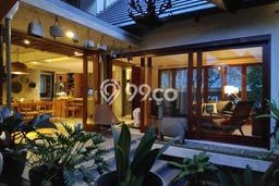 Ready to Use! Premium House LT 323m2 Desain Elegan di Alam Sutera Ready to Use! Premium House LT 323m2 Desain Elegan di Alam Sutera