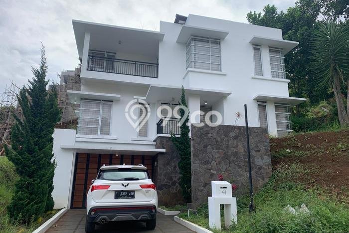 Jual Rumah Mewah Megah Dengan View Eksklusif di Resor Dago Pakar, Bandung Jual Rumah Mewah Megah Dengan View Eksklusif di Resor Dago Pakar, Bandung
