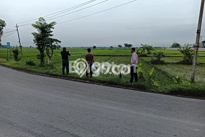 Lahan Kosong Dijual di Sragen dengan Area 10750m2 Lahan Kosong Dijual di Sragen dengan Area 10750m2