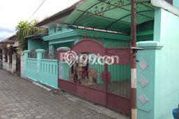 Disewakan Cepat Rumah Kondisi Bagus di Area Colomadu, Karanganyar Disewakan Cepat Rumah Kondisi Bagus di Area Colomadu, Karanganyar