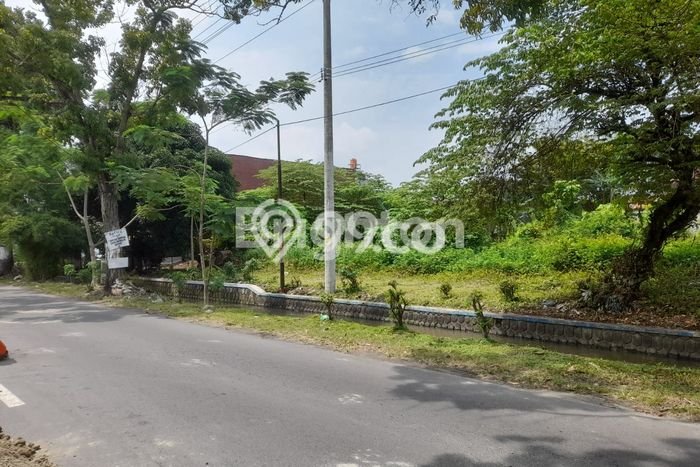 Dijual Tanah Lokasi Gentan, Sukoharjo Seluas 420m2 Dijual Tanah Lokasi Gentan, Sukoharjo Seluas 420m2