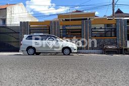 Dijual Rumah Premium dengan Fasilitas Sekitar Lengkap di Banjarsari, Solo Dijual Rumah Premium dengan Fasilitas Sekitar Lengkap di Banjarsari, Solo