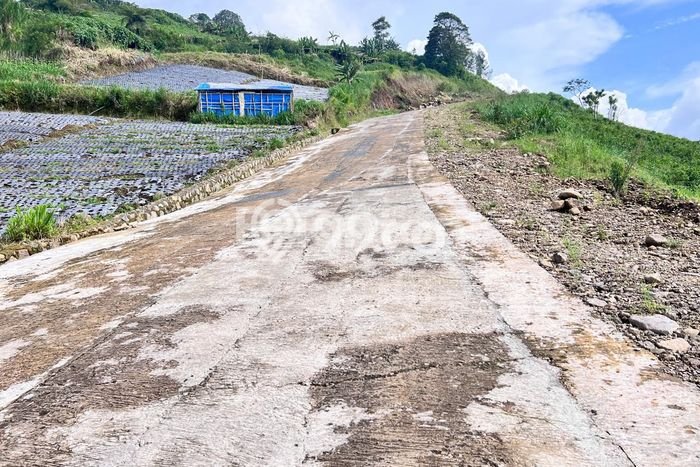 Lahan Kosong Dijual di Ngargoyoso, Karanganyar, Luas 933m2 Area Strategis Lahan Kosong Dijual di Ngargoyoso, Karanganyar, Luas 933m2 Area Strategis
