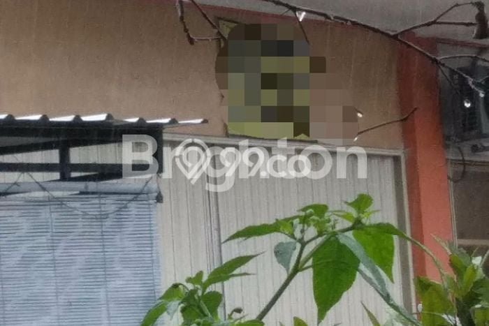 Ruko untuk Disewa di Pusat Karanganyar Luas Bangunan 160m2 Ruko untuk Disewa di Pusat Karanganyar Luas Bangunan 160m2