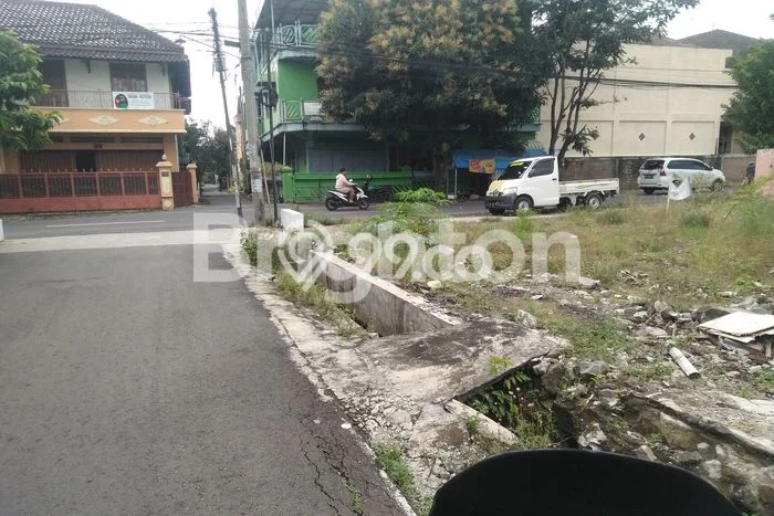 Lahan Dijual Lokasi Strategis di Sukoharjo dengan Luas 345m2 Lahan Dijual Lokasi Strategis di Sukoharjo dengan Luas 345m2