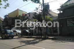 Rumah Mewah Siap Huni LT 292m2 di Laweyan, Solo Rumah Mewah Siap Huni LT 292m2 di Laweyan, Solo