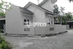 Jual Rumah Siap Huni di Colomadu Karanganyar Harga Rp 465 Juta LT 90m2 Jual Rumah Siap Huni di Colomadu Karanganyar Harga Rp 465 Juta LT 90m2