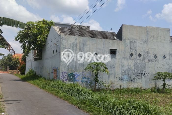 Dijual Tanah di Colomadu Karanganyar Luas 1700m2 SHM Dijual Tanah di Colomadu Karanganyar Luas 1700m2 SHM