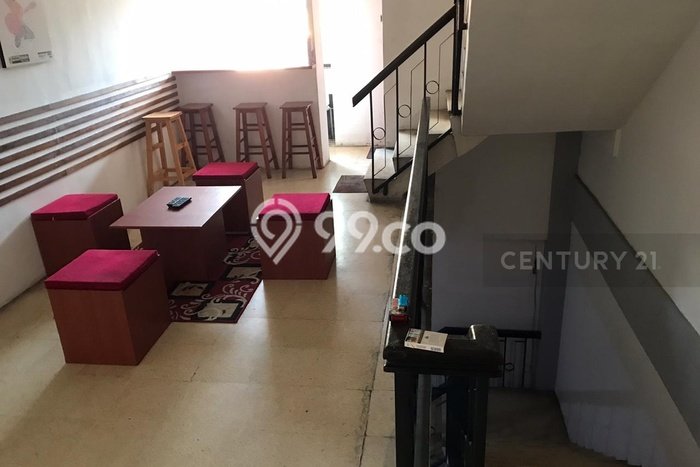 Unit Ruko Dijual di Jakarta Pusat LT 76m2 & LB 384m2 Unit Ruko Dijual di Jakarta Pusat LT 76m2 & LB 384m2