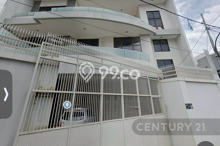 Rumah 10 KT 7 KM di Lokasi Strategis Jatinegara, Jakarta Timur Rumah 10 KT 7 KM di Lokasi Strategis Jatinegara, Jakarta Timur