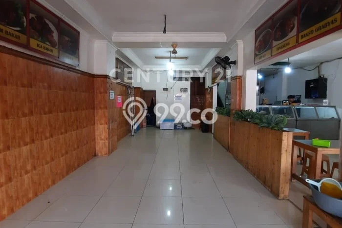 Disewakan Ruko Strategis di Sumur Batu, Luas 180m², Lokasi Ramai Disewakan Ruko Strategis di Sumur Batu, Luas 180m², Lokasi Ramai
