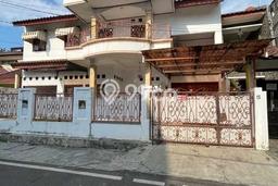 Siap Huni Rumah Mewah 6 Kamar di Cempaka Putih Dekat ke Mana Pun Siap Huni Rumah Mewah 6 Kamar di Cempaka Putih Dekat ke Mana Pun
