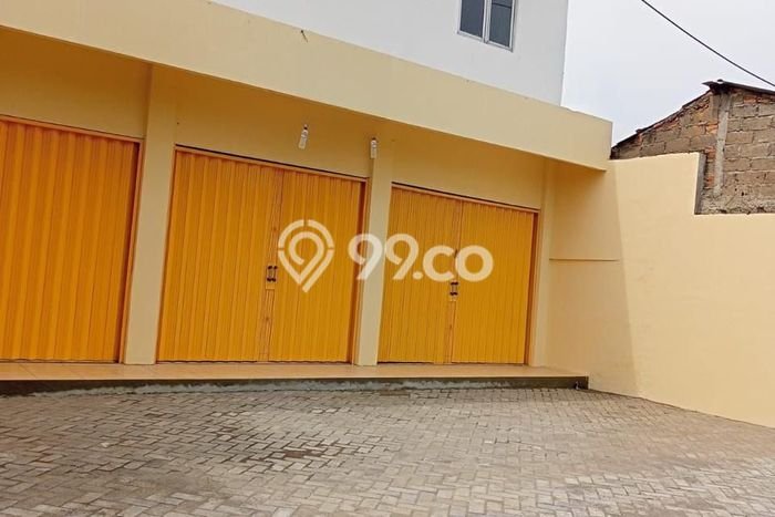 Ruko untuk disewa di Tarumajaya punya LT 203m2 & LB 264m2 harga sewa kompetitif Ruko untuk disewa di Tarumajaya punya LT 203m2 & LB 264m2 harga sewa kompetitif