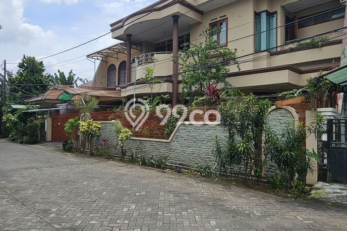 Best Deal Hunian Premium Ideal dan Luas di Kelapa Dua, Tangerang Best Deal Hunian Premium Ideal dan Luas di Kelapa Dua, Tangerang