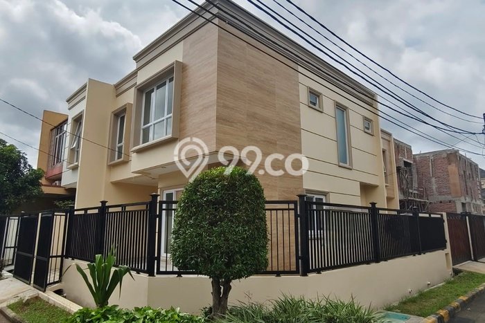 Hunian Mewah LB 130m2 Siap Huni Desain Elegan di Sektor 7A/B-Gading Serpong, Tangerang Hunian Mewah LB 130m2 Siap Huni Desain Elegan di Sektor 7A/B-Gading Serpong, Tangerang