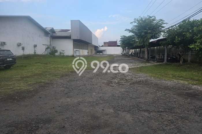 Gudang Disewa di Jaten, Karanganyar, LT 42000m2 / LB 12933m2 Gudang Disewa di Jaten, Karanganyar, LT 42000m2 / LB 12933m2