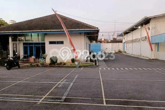 Unit Gudang Paling Strategis di Kebakkramat Karanganyar dengan LB 4600m2 Unit Gudang Paling Strategis di Kebakkramat Karanganyar dengan LB 4600m2