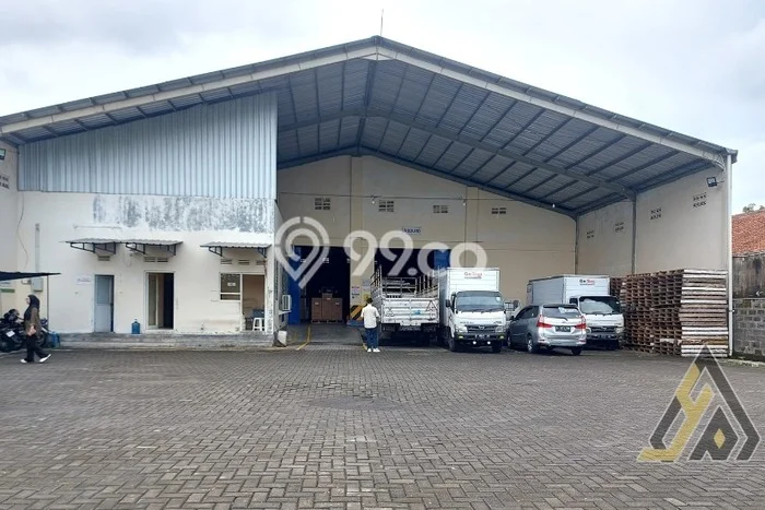 Gudang For Rent Kawasan Mojosongo, Luas 1288m², Lokasi Strategis Gudang For Rent Kawasan Mojosongo, Luas 1288m², Lokasi Strategis