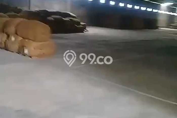 Disewakan Gudang komersial di Ceper luas bangunan 2800m2 Disewakan Gudang komersial di Ceper luas bangunan 2800m2
