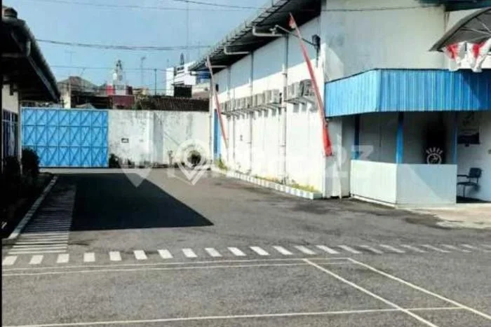 Unit Gudang Paling Strategis di Kebakkramat Karanganyar dengan LB 4600m2 Unit Gudang Paling Strategis di Kebakkramat Karanganyar dengan LB 4600m2