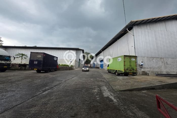 Gudang untuk Disewa di Pusat Boyolali Luas Bangunan 4000m2 Gudang untuk Disewa di Pusat Boyolali Luas Bangunan 4000m2