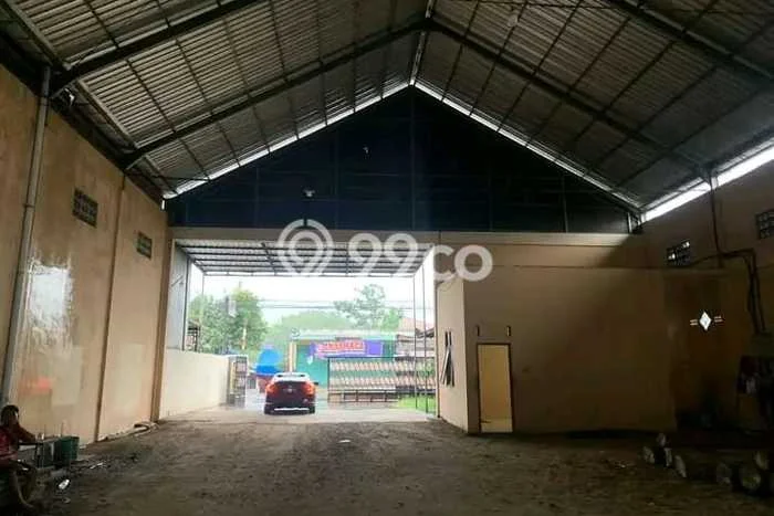Lokasi Strategis! Dijual Gudang Bisnis di Ngemplak, Boyolali Kondisi Baik Lokasi Strategis! Dijual Gudang Bisnis di Ngemplak, Boyolali Kondisi Baik