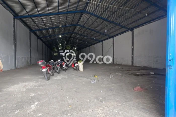 Gudang disewakan lokasi strategis Kartasura Sukoharjo 1300m2 Gudang disewakan lokasi strategis Kartasura Sukoharjo 1300m2