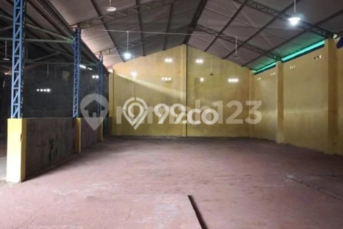 Disewakan Gudang di Kawasan Ramai Boyolali Kota Luas 700m2 Disewakan Gudang di Kawasan Ramai Boyolali Kota Luas 700m2