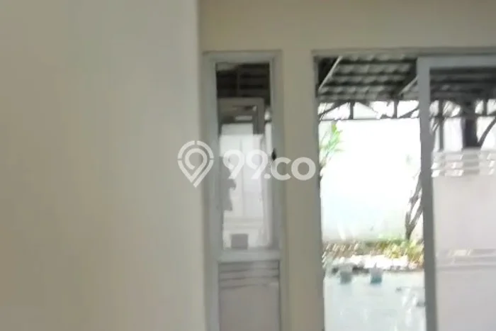 Ruko Disewakan di Kawasan Ramai BSD, Tangerang Selatan Ruko Disewakan di Kawasan Ramai BSD, Tangerang Selatan