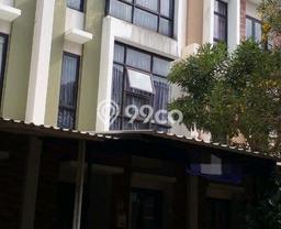 Cocok Untuk Investasi! Dijual Kost di Gading Serpong 9 Kamar Cocok Untuk Investasi! Dijual Kost di Gading Serpong 9 Kamar