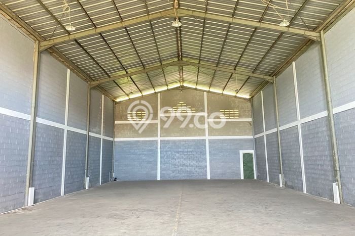 Gudang Disewa di BSD, Tangerang Selatan, LT 400m2 / LB 320m2 Gudang Disewa di BSD, Tangerang Selatan, LT 400m2 / LB 320m2