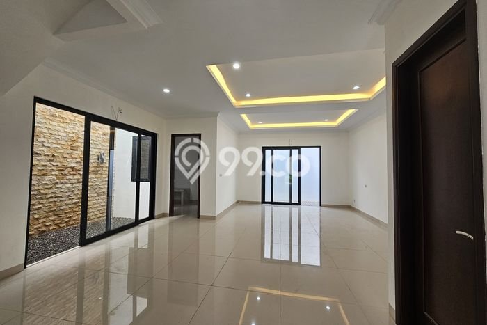 Rumah Luxury Modern Tanpa Renovasi di BSD Tangerang Rumah Luxury Modern Tanpa Renovasi di BSD Tangerang