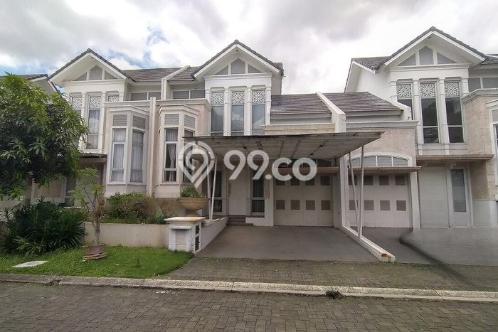 Jual Rumah Luas Elegan Dengan View Cantik di BSD, Tangerang Jual Rumah Luas Elegan Dengan View Cantik di BSD, Tangerang