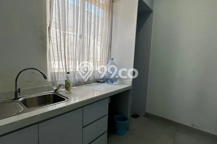 Ruko Dijual di Tangerang LT 80m2 & LB 202m2 Lokasi Terbaik! Ruko Dijual di Tangerang LT 80m2 & LB 202m2 Lokasi Terbaik!