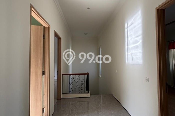 Rumah Luxury Modern Siap Huni di Gading Serpong Pondok Hijau Golf Tangerang Rumah Luxury Modern Siap Huni di Gading Serpong Pondok Hijau Golf Tangerang