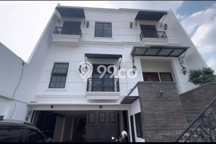 For Sale Rumah Elit Exclusive di Menteng, Jakarta Pusat For Sale Rumah Elit Exclusive di Menteng, Jakarta Pusat