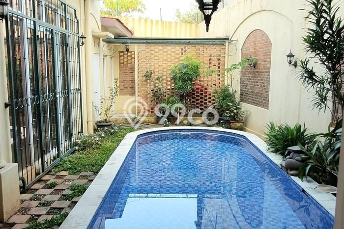 Rumah Mewah LB 180m2 Siap Pakai Desain Elegan di Sektor 8-Bintaro, Jakarta Selatan Rumah Mewah LB 180m2 Siap Pakai Desain Elegan di Sektor 8-Bintaro, Jakarta Selatan