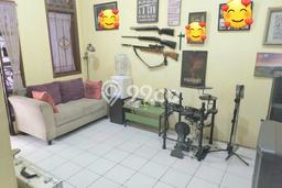 Jual Rumah Minimalis Bagus Punya 2 KT di Serpong Utara Tangerang Selatan SHM Jual Rumah Minimalis Bagus Punya 2 KT di Serpong Utara Tangerang Selatan SHM