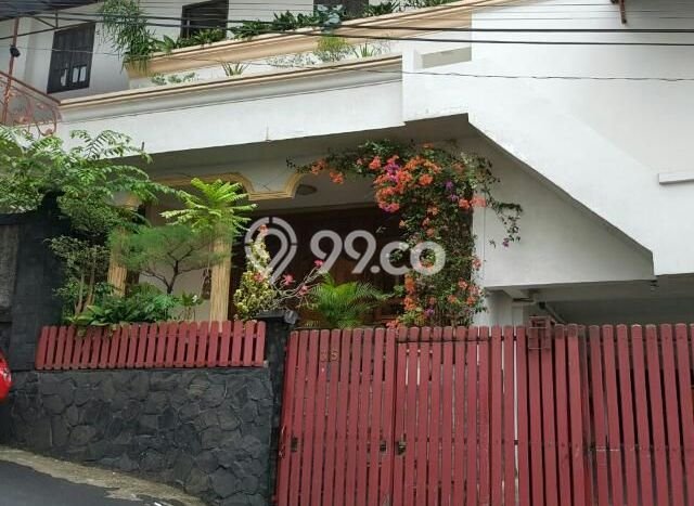 Rumah Elit Modern Tanpa Renovasi di Ragunan Jakarta Selatan Rumah Elit Modern Tanpa Renovasi di Ragunan Jakarta Selatan
