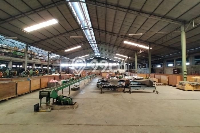 Pabrik Disewakan Kawasan Cikupa, Luas 2600m2m², Jalan Utama, Lokasi Mudah Pabrik Disewakan Kawasan Cikupa, Luas 2600m2m², Jalan Utama, Lokasi Mudah