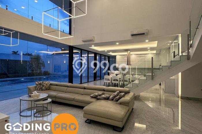 Rumah Luxury Modern Siap Huni di BSD Bukit Golf Tangerang Rumah Luxury Modern Siap Huni di BSD Bukit Golf Tangerang