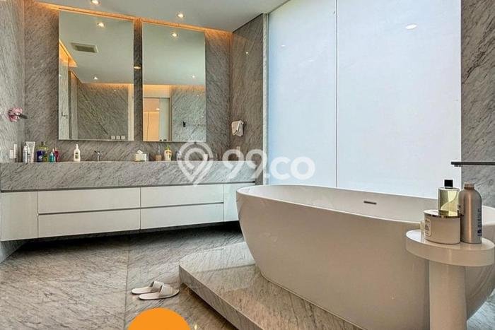 Rumah Luxury Modern Siap Huni di BSD Bukit Golf Tangerang Rumah Luxury Modern Siap Huni di BSD Bukit Golf Tangerang