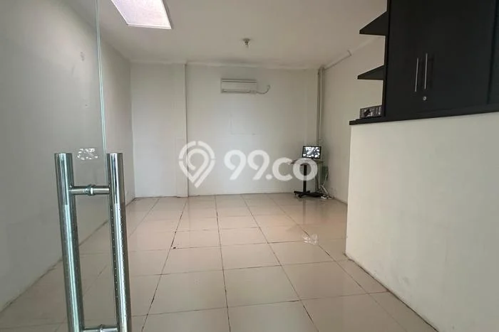 AREA POTENSIAL! Ruko Kawasan Taman Galaxy, Luas 270m², Area Perniagaan AREA POTENSIAL! Ruko Kawasan Taman Galaxy, Luas 270m², Area Perniagaan