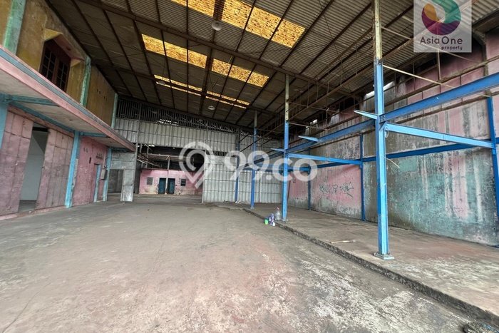 Disewakan Gudang di Kawasan Ramai Cibubur Luas 1000m2 Disewakan Gudang di Kawasan Ramai Cibubur Luas 1000m2