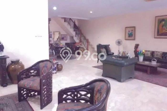 Rumah Mewah LB 400m2 Siap Pakai Desain Elegan di Pondok Indah, Jakarta Selatan Rumah Mewah LB 400m2 Siap Pakai Desain Elegan di Pondok Indah, Jakarta Selatan
