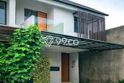 For Sale Rumah 3 Kamar Lokasi Ideal Bagus dan Strategis di Kebayoran Lama For Sale Rumah 3 Kamar Lokasi Ideal Bagus dan Strategis di Kebayoran Lama