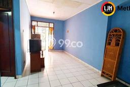 Disewakan! Rumah 2 Kamar Tidur &
1 Kamar Mandi di Metland Menteng, Jakarta Timur Disewakan! Rumah 2 Kamar Tidur &
1 Kamar Mandi di Metland Menteng, Jakarta Timur